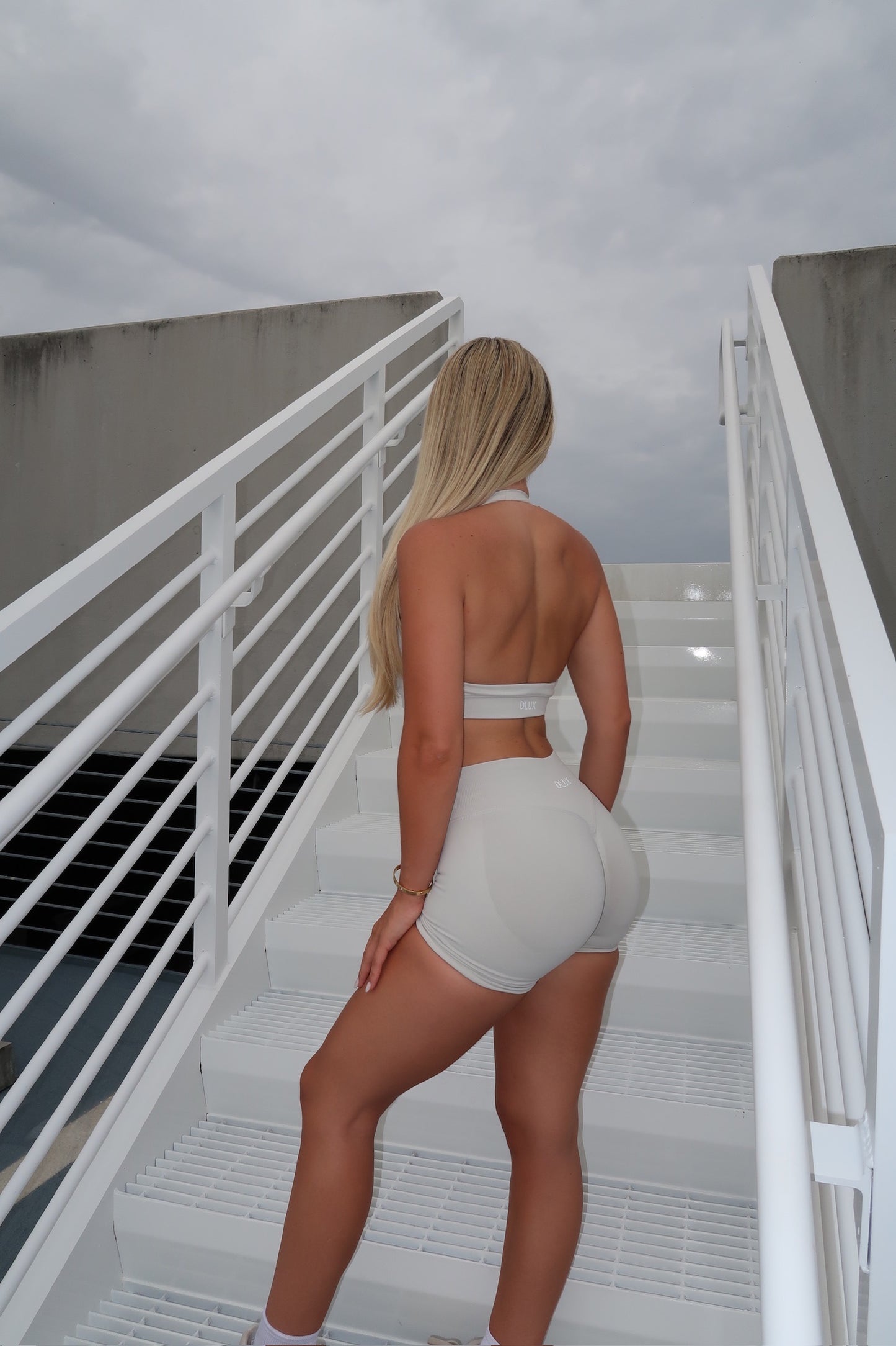 Flex Shorts - Light Beige
